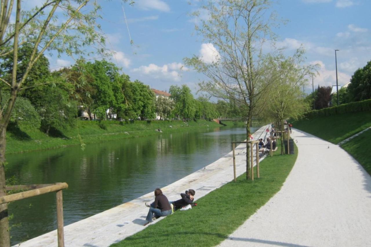 Appartement Riverside Ljubljanica With Private Parking à Ljubljana Extérieur photo