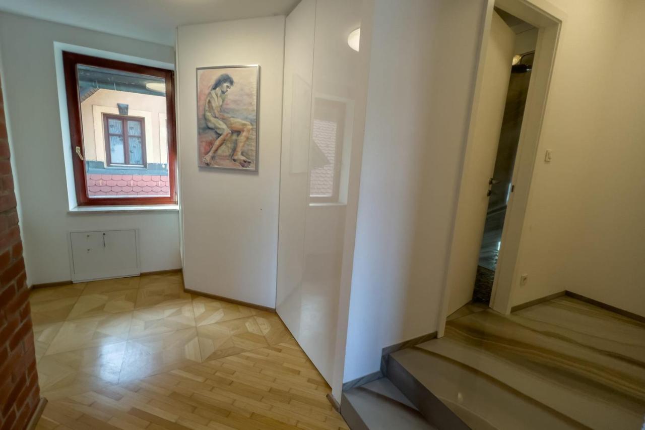 Appartement Riverside Ljubljanica With Private Parking à Ljubljana Extérieur photo